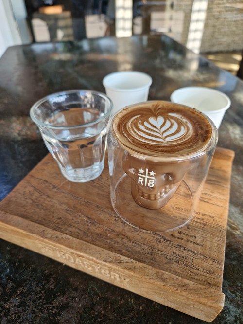 Roast8ry Lab Cafe d'Exception