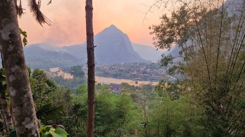 Nong Khiaw