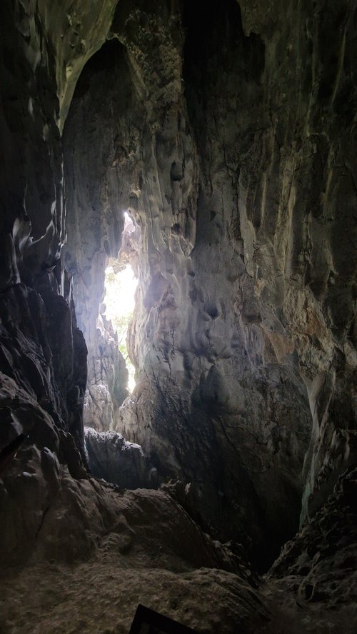 Nong Khiaw Grotte