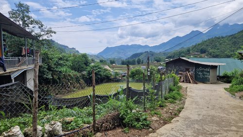 Village de Cat Cat en contre-bas de Sapa