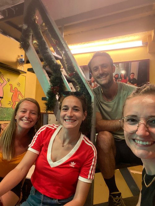 Hanoi Soiree Pluie Train avec les filles